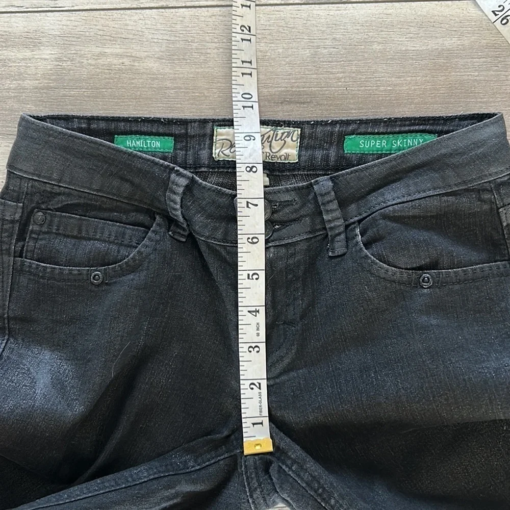 Revolution by Revolt size 3 Hamilton skinny jeans